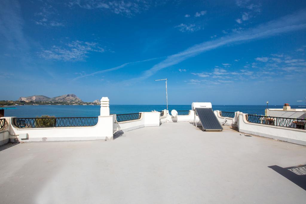 Villa Silvia กาสเตลดัชเชีย ภายนอก รูปภาพ